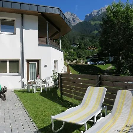 Mountain-apart Simonhof Apartment *